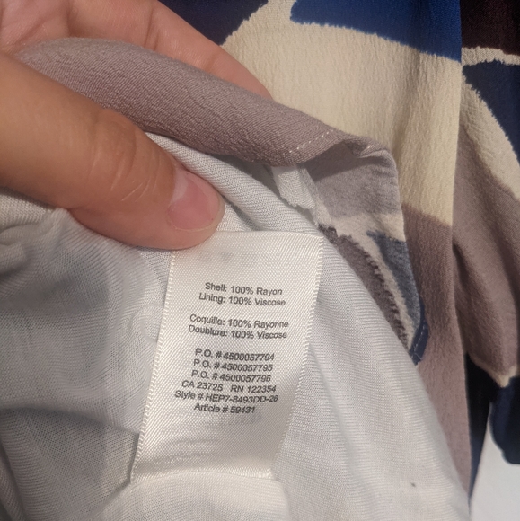 Aritzia Wilfred Free Color Block Shift Dress - Picture 4 of 4